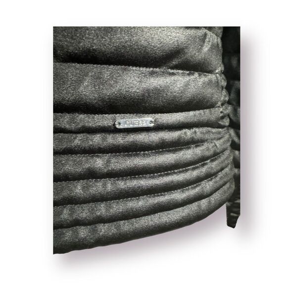 GUESS Vona Quilted Gorpcore Jacket Women's Size XS Black Windbreaker Puffer - Picture 4 of 9